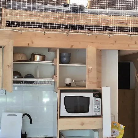 Apartment Petit Dans Les Arbres *